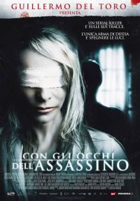 locandina del film CON GLI OCCHI DELL'ASSASSINO
