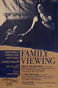 locandina del film FAMILY VIEWING