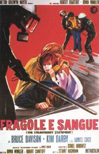 locandina del film FRAGOLE E SANGUE